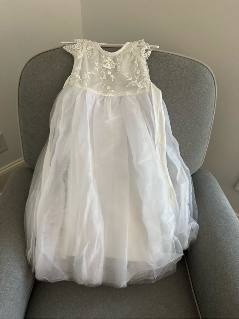 Girls' White Floral Lace Tulle Dress